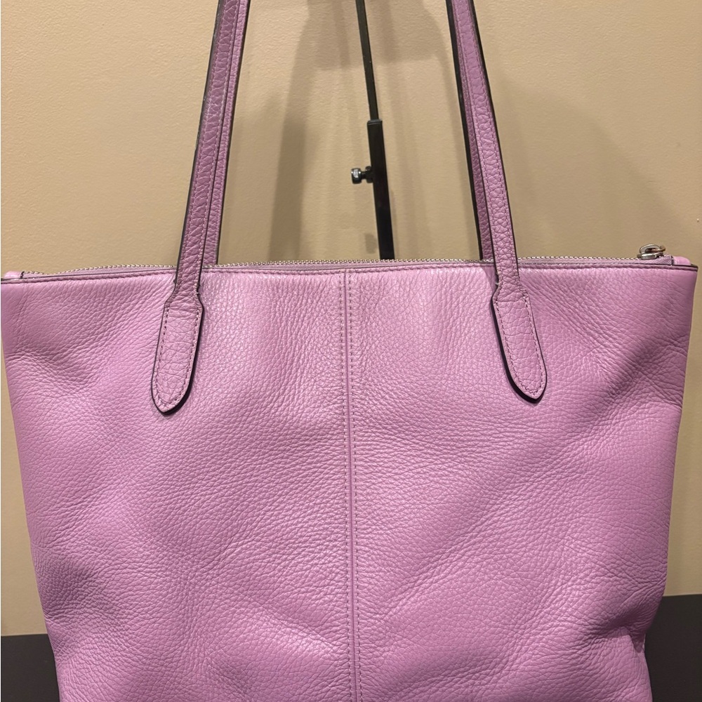 Coach Pebbled Leather Tote Bag – Lilac / Light Purple - Picture 3 of 12